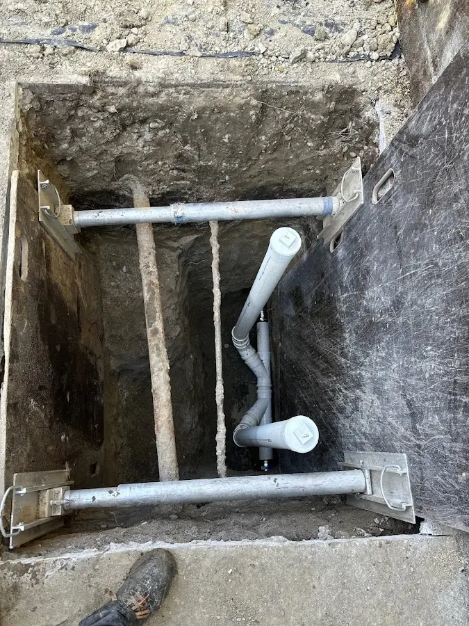 Experienced plumber completing Gas Line Repair work in Goddard